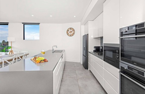 Shellharbour Apartment | Shellharbour Seaview Luxury Escape
