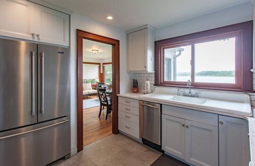 Southold House | Shelter Bay Cove Waterfront + Beach + spectacular