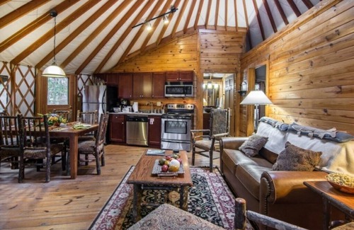 Gordonsville Condo | Shenandoah Crossing™ - 2 Bedroom 1 Bath Yurt