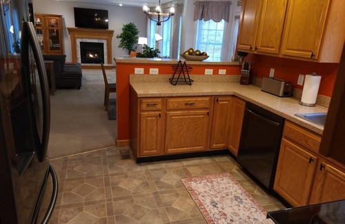 Edinburg House | Shenandoah Valley - Oak Hill - Hot Tub - 2 Miles to I-81