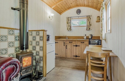 Coalbrookdale Cottage | Shepherd’s Retreat - UK45531