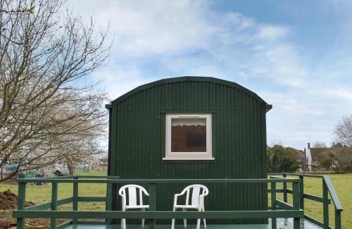 Five Oak Green House | Shepherds Hut 2 At Laddingford - Uk32534