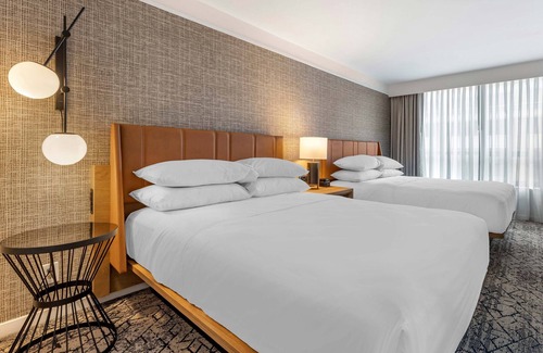 Old Town North Hotel | Sheraton Suites Old Town Alexandria