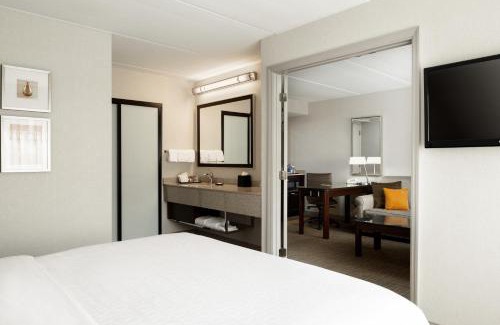 Airport North Hotel | Sheraton Suites Orlando Airport Hotel