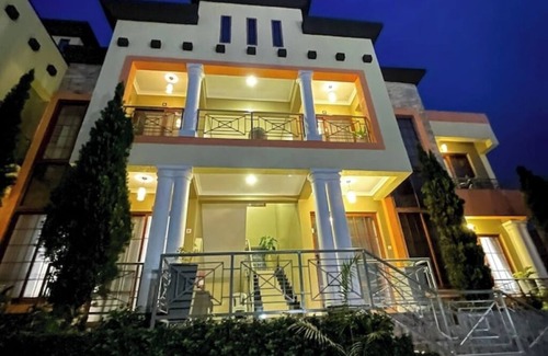 Remera Apartment | Sherehe Apartments, Unit 3