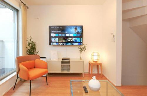 Honmachi House | Shinjuku 1 Sta.・98㎡・4BR Entire Home Upscale Area