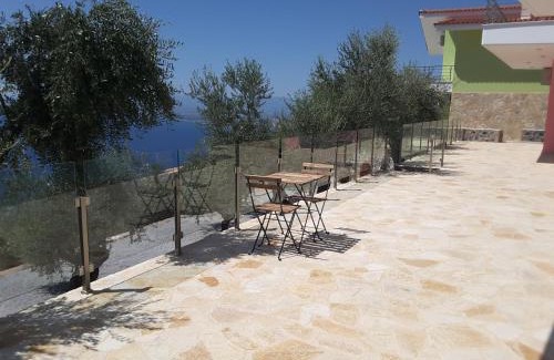 Diasella Apartment | Shiraz Villas