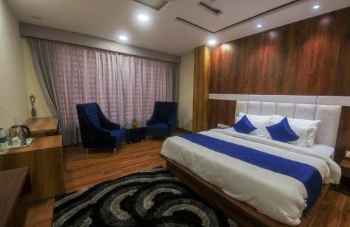 Bhagsu Nag Hotel | Shivaay Grand