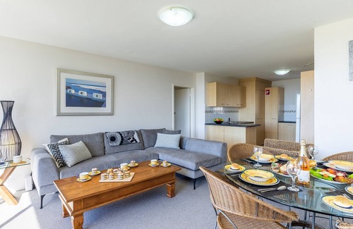 Nelson Bay Apartment | Shoal Haven, 2/28 Voyager Close