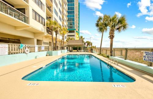 Crescent Beach Apartment | Shoreham Towers 4-D