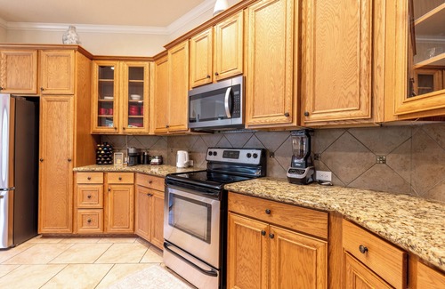 Quinlan House | Shoreline Escape: The Luxury living in Lake Tawakoni