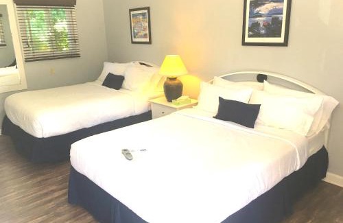 Jamesport Hotel | Shorewood Inn