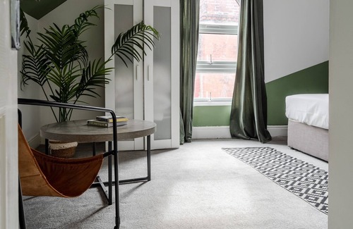 Sefton Park Apartment | Short & Long stay✪2 bedroom✪Homevy Relocations✪