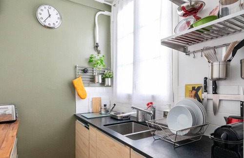 Notre-Dame Apartment | Short/long stay - 2 Rooms + Kitchen + bathroom. Totally renovated