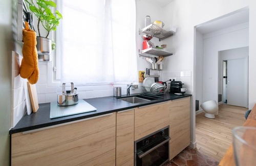 Notre-Dame Apartment | Short/long stay - 2 Rooms + Kitchen + bathroom. Totally renovated