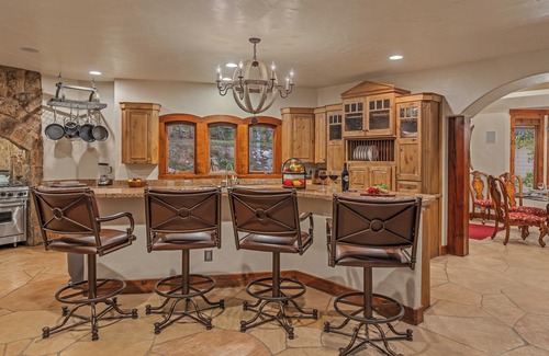 Boulder Ridge House | Short Walk to Ski Lifts | Boulder Ridge Retreat