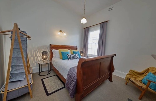 Norwood Cottage | Short Walk to The Parade and Norwood Oval