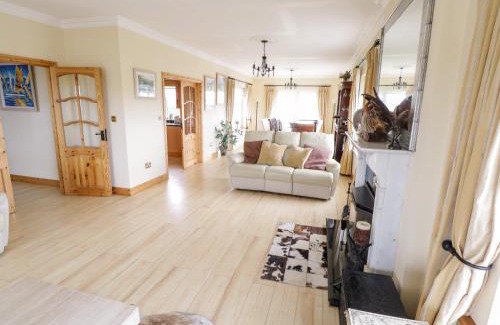 Saula House | Shraigh Beach