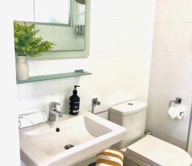 Kiama Apartment | Shutters by the Sea-Sea views-Waterfront-Private- on the Coastal Walk