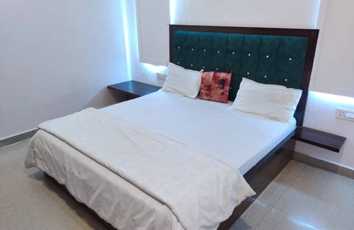 Shri Madhopur Hotel | Shyam Krapa Hotel