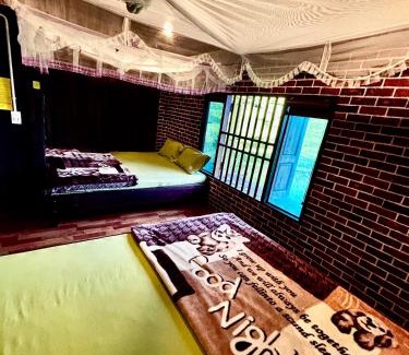 Sa Pa Apartment | Si si house and treckking experience