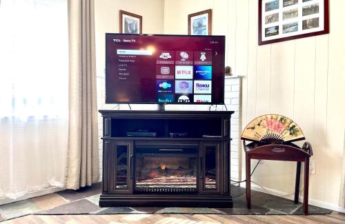 Ahwahnee House | Sierra Sunset Cottage -Yosemite area vacation cottage