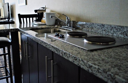 Melville Hotel | Sigma Inn & Suites