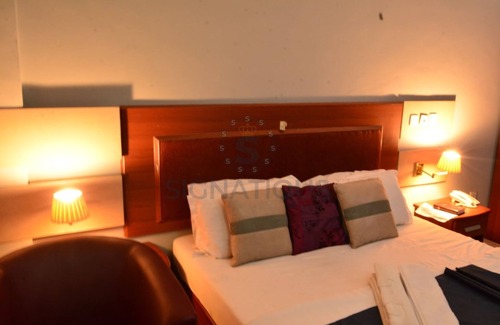 Warri Hotel | Signatious Hotel and Suites