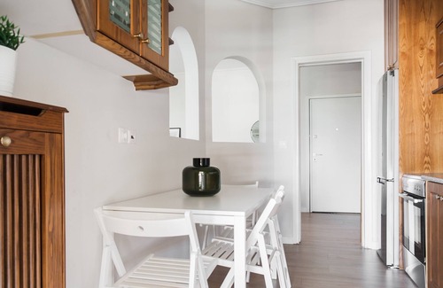 Marousi Apartment | Signature 2BR Apartment in Marousi