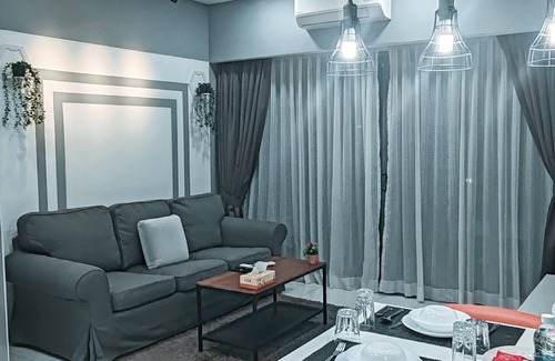 Kuala Lumpur City Centre Apartment | Signature Apartment @Mercu Summer Suites KLCC