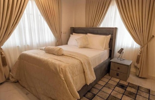 Adenta Villa | Sikadan Caros Villa Plus