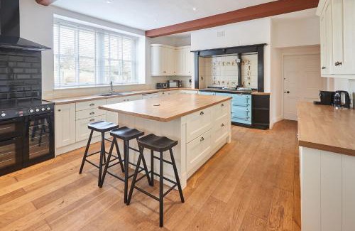 Staddlebridge House | Silton Hall - Grade II Hall & Swimming Pool