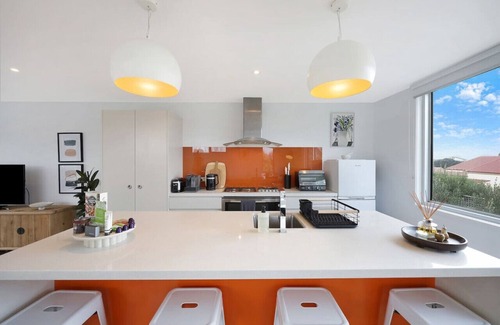 Warrnambool House | Silver Ball Retreat