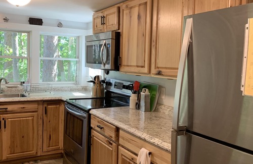 Silver Bay Cabin | Silver Bay Cabin on Beautiful Lake George, New York