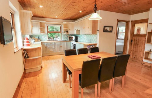 Creegh House | SILVER BIRCH, family friendly in Cooraclare, County Clare