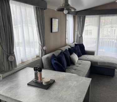Swarland Apartment | Silver Birch Retreat - Percy Woods Country Retreat With 18 HOLE FREE GOLF