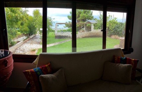 Stylida Cottage | Silver Cape Raches next to kite surf clubn