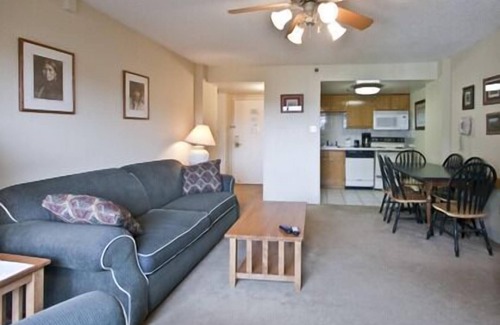 Snowshoe Hotel | Silver Creek Lodge
