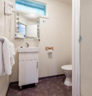 Queenstown Hotel | Silver Hills Motel