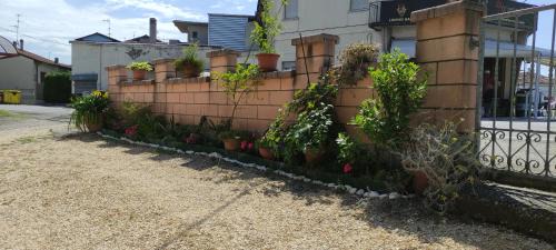 Bagnolo San Vito Apartment | Silver Home