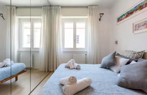Porta Genova Apartment | Silver House [Navigli - Tortona]