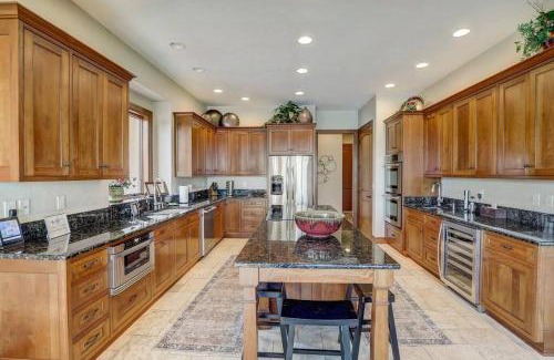 Wautoma House | Silver Lake Estate - Private Beach - Hot Tub - Arcades