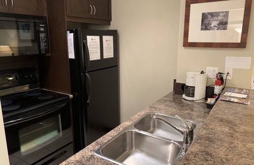 East Kootenay Condo | Silver Rock Condos. Great Location. AC