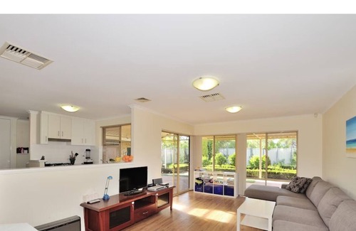 Silver Sands House | Silver Sands Holiday & Beach House
