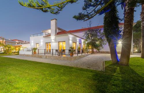 Consolacao House | Silver Seahorse Garden Retreat