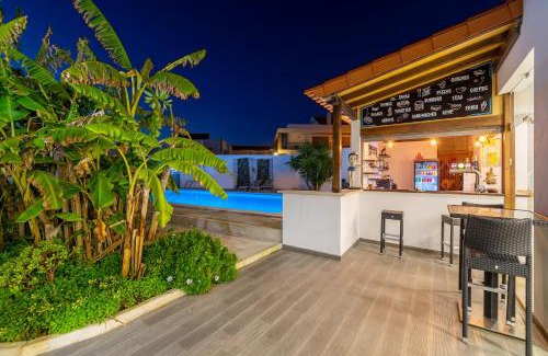 Consolacao House | Silver Seahorse Garden Retreat