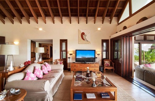 Carenage Villa | Silver Turtle Luxury villa
