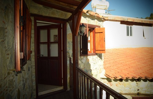 Agioi Vavatsinias House | Silverhouse Sanctuary