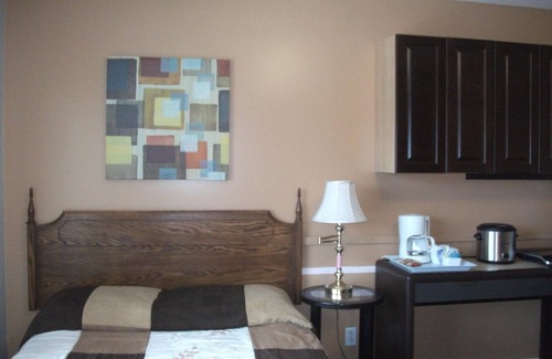 Bay Roberts Hotel | Silverwood Inn