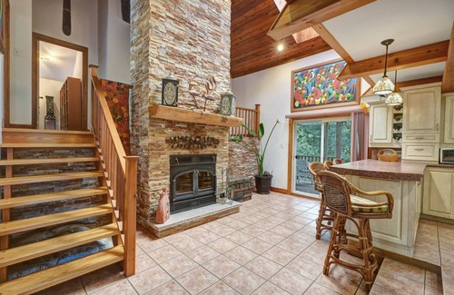 Essa Cottage | Simcoe County Cottage ★ Woodland Private Retreat ★ Hot Tub ★ Riverfront